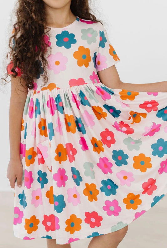 Retro Floral Pocket Dress